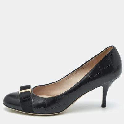 Pre-owned Ferragamo Black Croc Embossed Leather Vara Bow Pumps Size 41.5