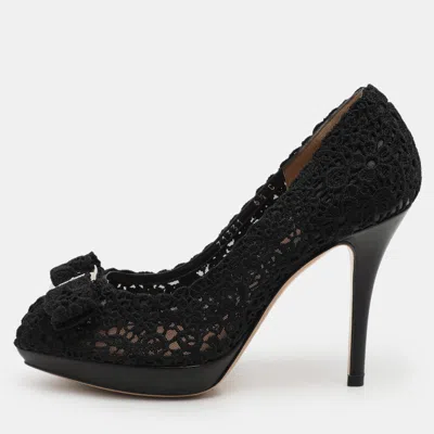 Pre-owned Ferragamo Black Lace Vara Bow Pumps Size 37
