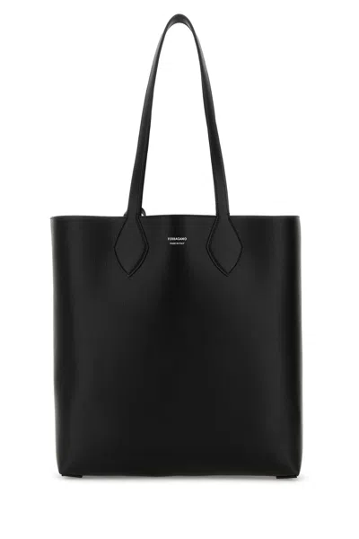 FERRAGAMO BLACK LEATHER ALLOVER SHOPPING BAG