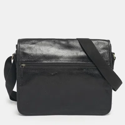 Pre-owned Ferragamo Black Leather And Nylon Flap Messenger Bag