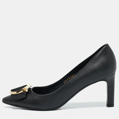 Pre-owned Ferragamo Black Leather Ezia Pumps Size 36