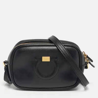 Pre-owned Ferragamo Black Leather Gancio City Shoulder Bag