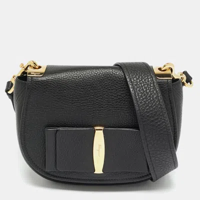 Pre-owned Ferragamo Black Leather Iconic Bow Crossbody Bag