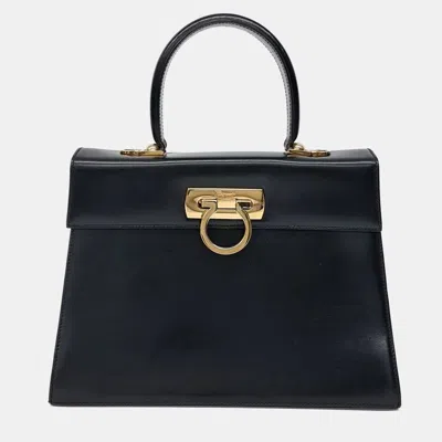 Pre-owned Ferragamo Black Leather Kelly Bag Large