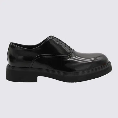 FERRAGAMO BLACK LEATHER LACE UP SHOES
