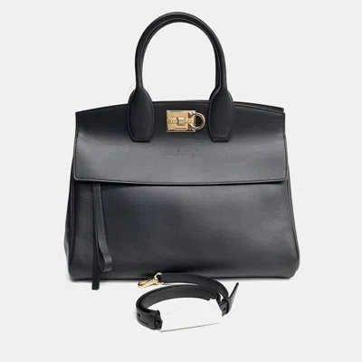 Pre-owned Ferragamo Black Leather Studio Bag