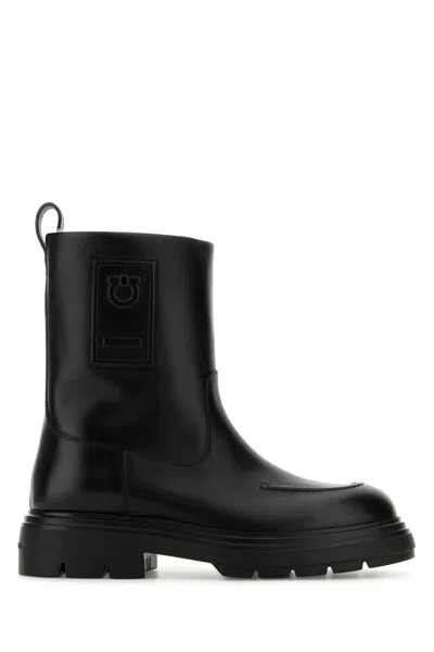 FERRAGAMO BLACK LEATHER TIRBA ANKLE BOOTS