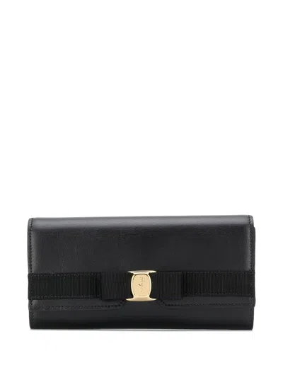 Ferragamo Vara Leather Continental Wallet In Black