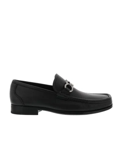 FERRAGAMO BLACK LOGO BUCKLE BUSINESS CASUAL SHOES
