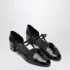 Ferragamo Elegant Black Patent Leather Ballerina Flats