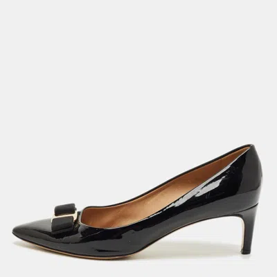 Pre-owned Ferragamo Black Patent Leather Vara Bow Pumps Size 40