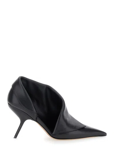 Ferragamo Black Pumps With Pointed Design And Side Opening Detail In Leather Woman