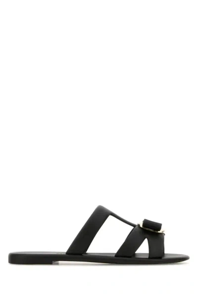 FERRAGAMO BLACK RUBBER LILOU SLIPPERS