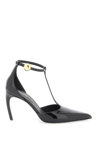 FERRAGAMO BLACK T-STRAP PUMPS WITH PATENT LEATHER AND CURVED HEEL FOR WOMEN