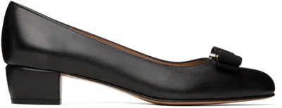 Ferragamo Black Vara Pumps In 001 Nero