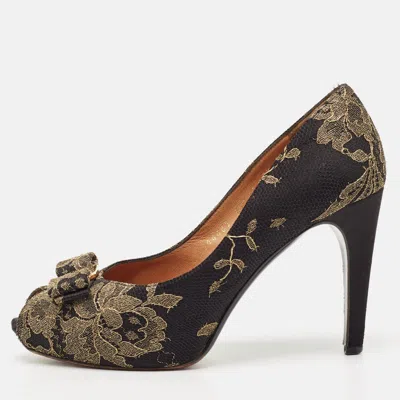 Pre-owned Ferragamo Black/gold Lace Rosella Peep Toe Pumps Size 38
