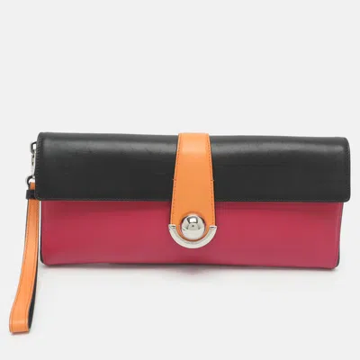Pre-owned Ferragamo Black/pink Leather Clutch