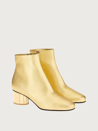 Ferragamo Bootie In Gold