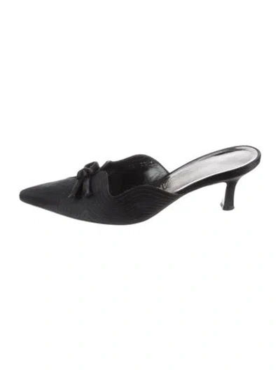 Pre-owned Ferragamo Bow Accents Mules In Black