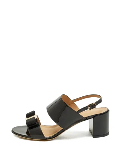 Pre-owned Ferragamo Bow-detail Leather Sandals In Black