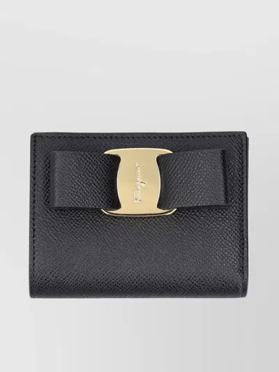 Ferragamo Vara Bow Wallet In Black