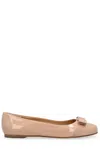 Ferragamo Varina Bow-detailed Patent-leather Ballet Flats In Blush Pink