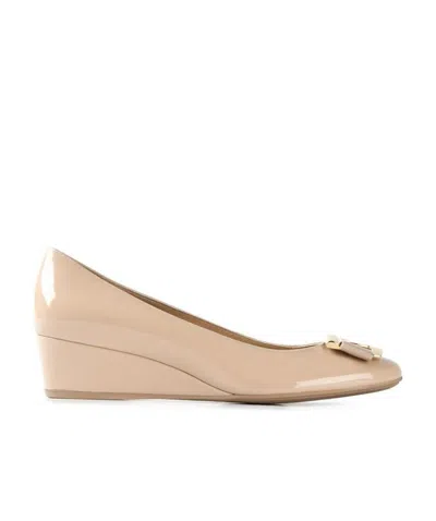 Ferragamo Bow Knot Heel Shoes In Nude