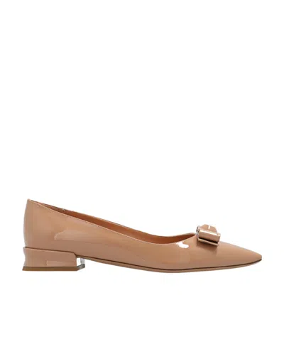 Ferragamo Bow Tie Flat Sole Shoes In Brown