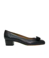 Ferragamo Signature Bow Pumps With Low Block Heel In Black