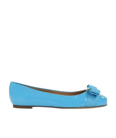 Ferragamo Bow Tie Love Shoes In Blue