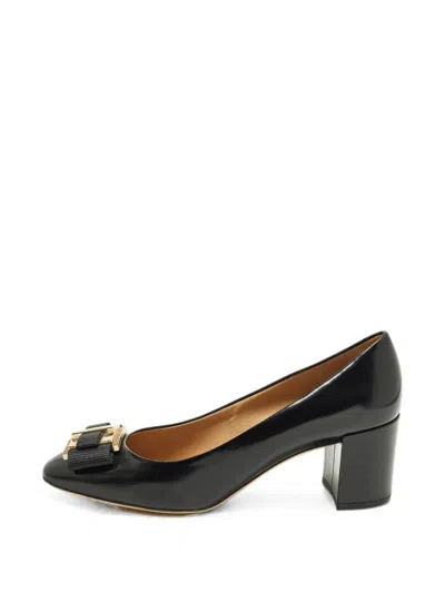 Pre-owned Ferragamo Bow-detail Block-heel Pumps In Black