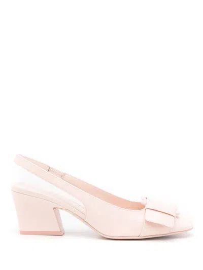 Ferragamo Bow-detail Patent Leather Pump In Pink