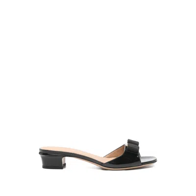 Ferragamo Vanilla Patent Leather Bow Mules In Brown