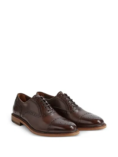 Ferragamo Brogue Leather Oxford Shoes In Brown