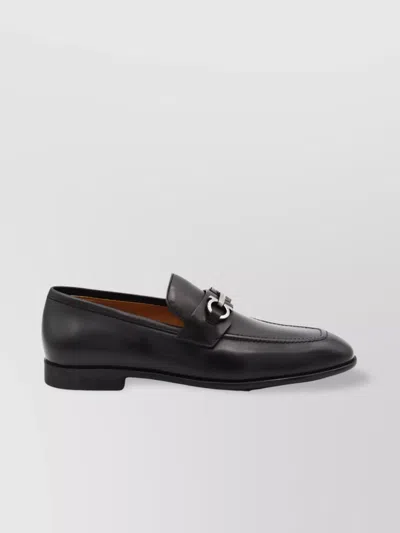 Ferragamo Penny Loafers In Black