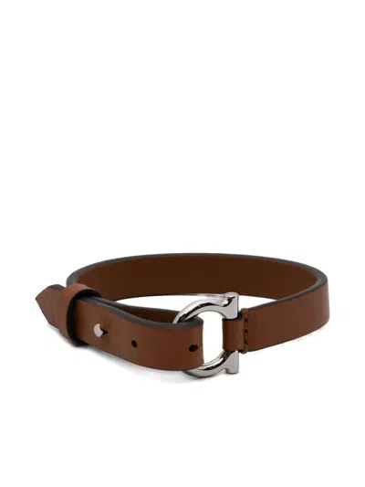 Ferragamo Buckle Leather Bracelet In Brown