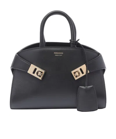 Ferragamo Buckle Shoulder Bag In Black