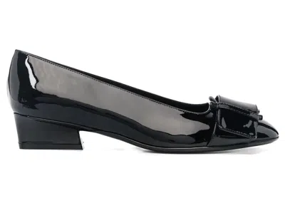 Pre-owned Ferragamo Buckledetail Ballerina Pumps (women's) Sneakers In Black