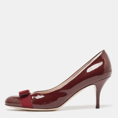 Pre-owned Ferragamo Burgundy Patent Leather Vara Bow Pumps Size 40.5