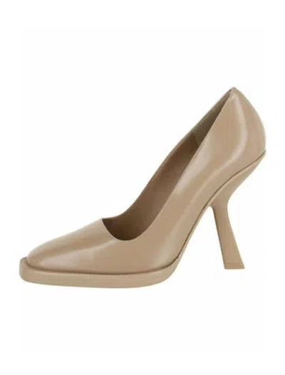 Pre-owned Ferragamo Calf Leather Pumps W/ Tags In Brown