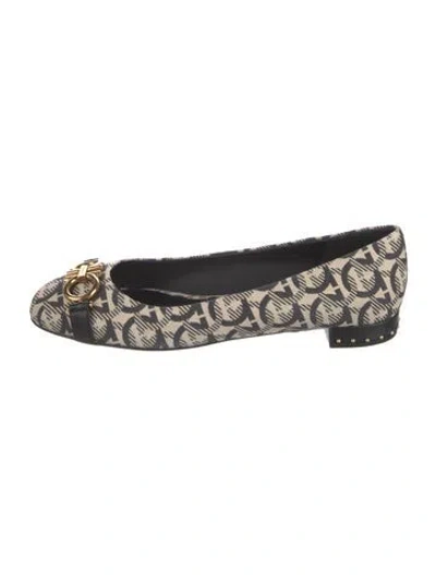 Pre-owned Ferragamo Canvas Graphic Print Ballet Flats In Neutrals