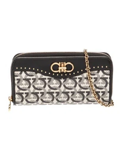 Pre-owned Ferragamo Canvas Minaudière In Black