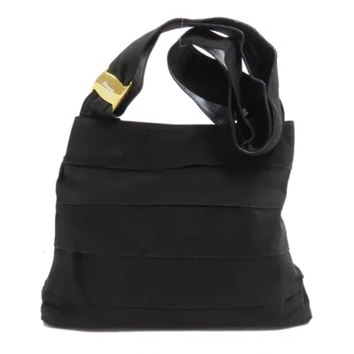 Pre-owned Ferragamo Canvas Shoulder Bag ()