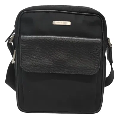 Pre-owned Ferragamo Canvas Shoulder Bag ()