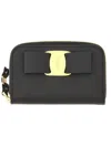 Ferragamo Vara Bow Leather Card Holder In Black