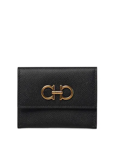 Ferragamo Gancini Credit Card Holder In Black