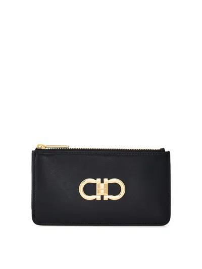 Ferragamo Gancini Leather Cardholder In Black