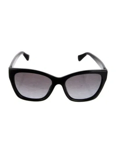 Pre-owned Ferragamo Cat-eye Gradient Sunglasses In Black