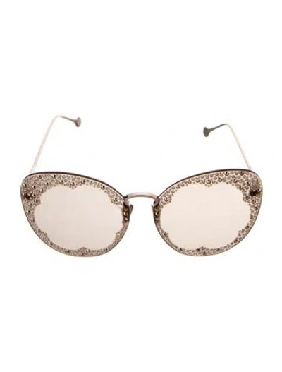 Pre-owned Ferragamo Cat-eye Tinted Sunglasses In Gold