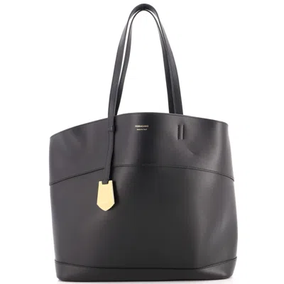 Ferragamo Charming Tote Leather Medium In Black